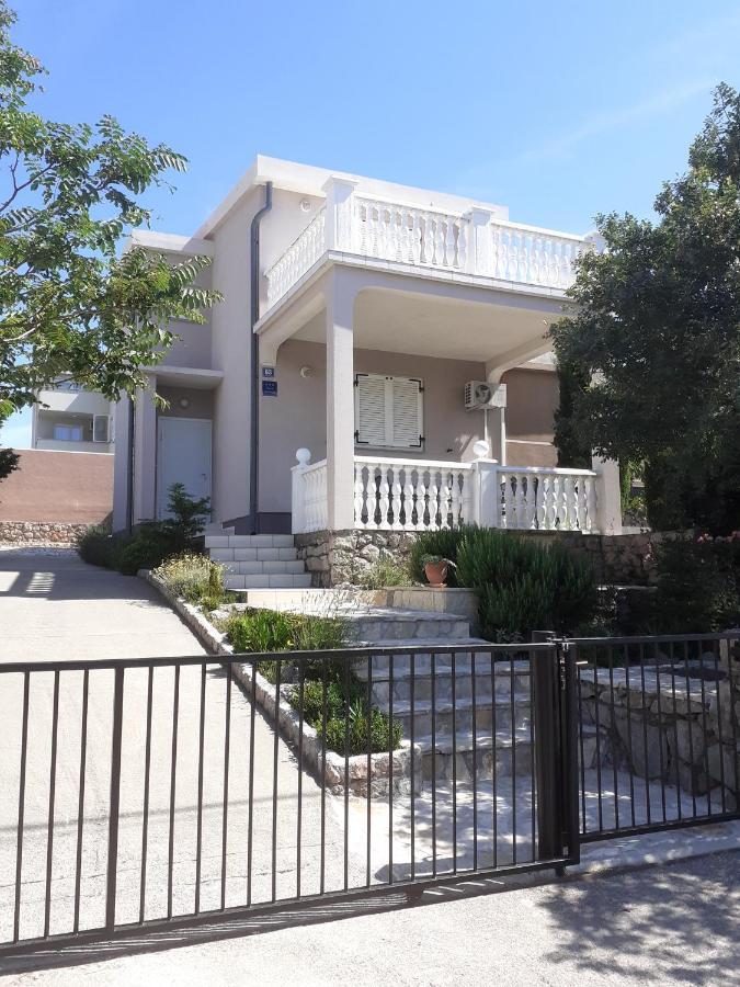 Apartment Cesarica Exterior photo