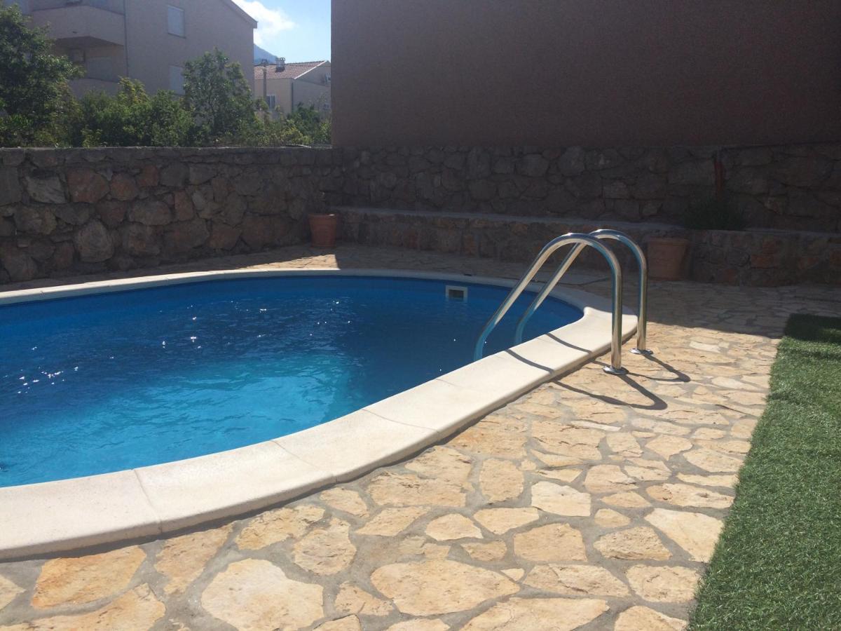 Apartment Cesarica Exterior photo